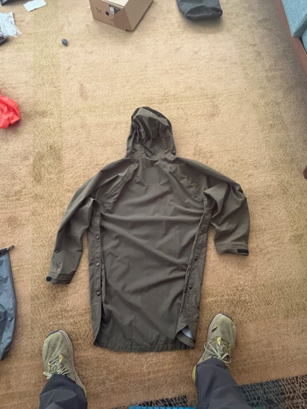 3L Waterproof Packable Rain Poncho, Men's Size S/M - Picture 3 of 6